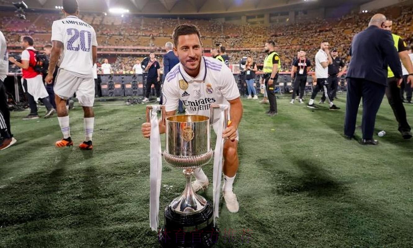 西媒:阿扎尔在与皇马B队的训练赛中表现低迷 西媒:阿扎尔在与皇马B队的训练赛中表现低迷